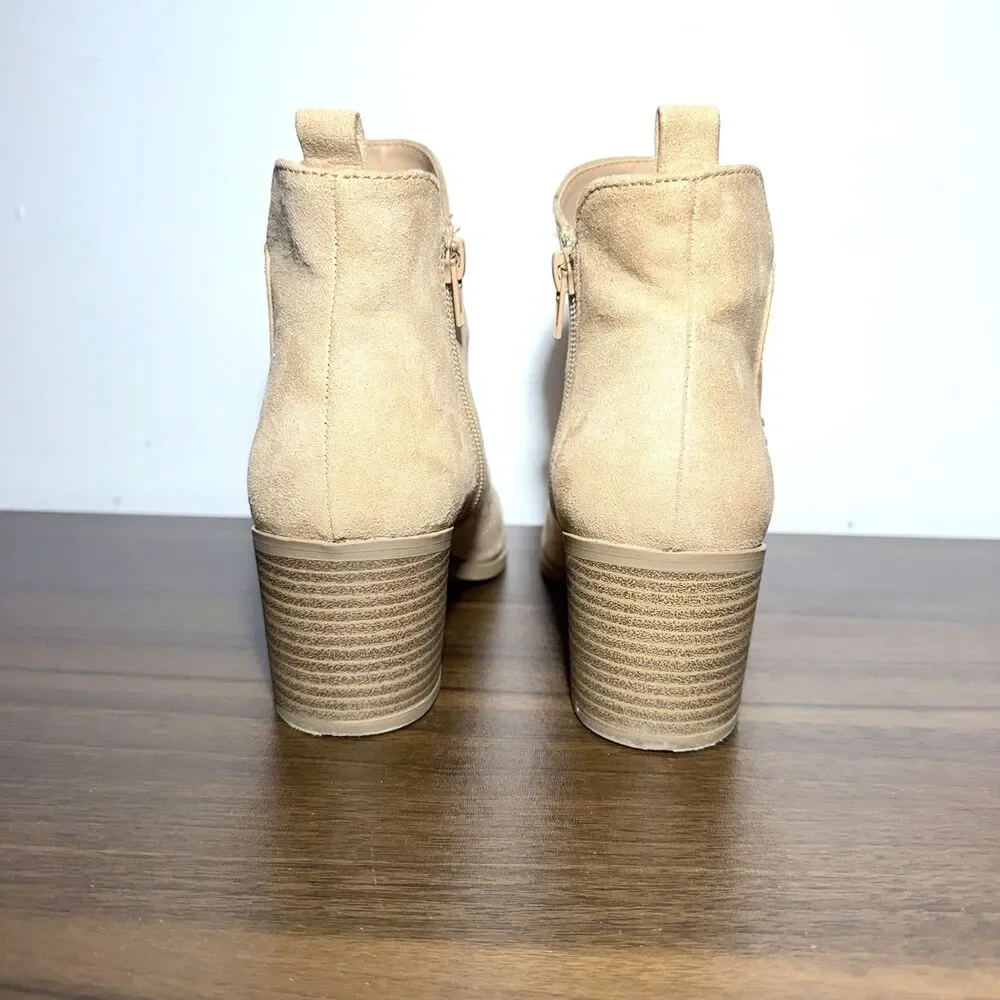 Qupid Women’s Faux Suede Ankle Booties Block Heel Camel Color Size 7.5